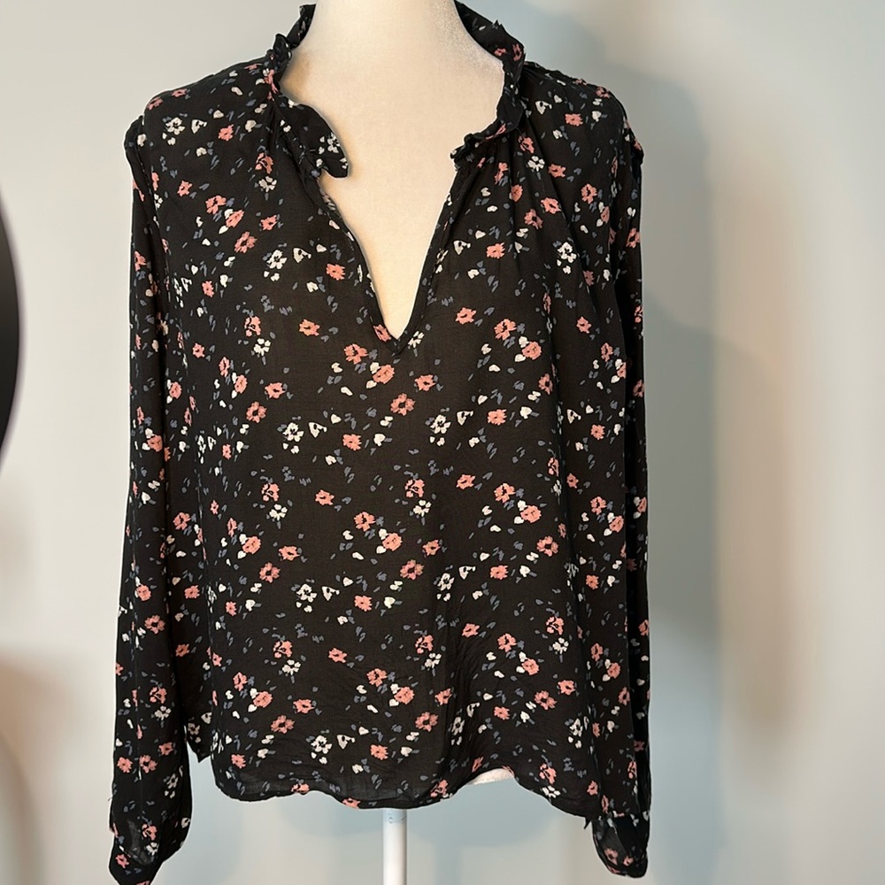 NWOT- Anthropologie Cloth & Stone  Long Sleeve Floral Blouse.